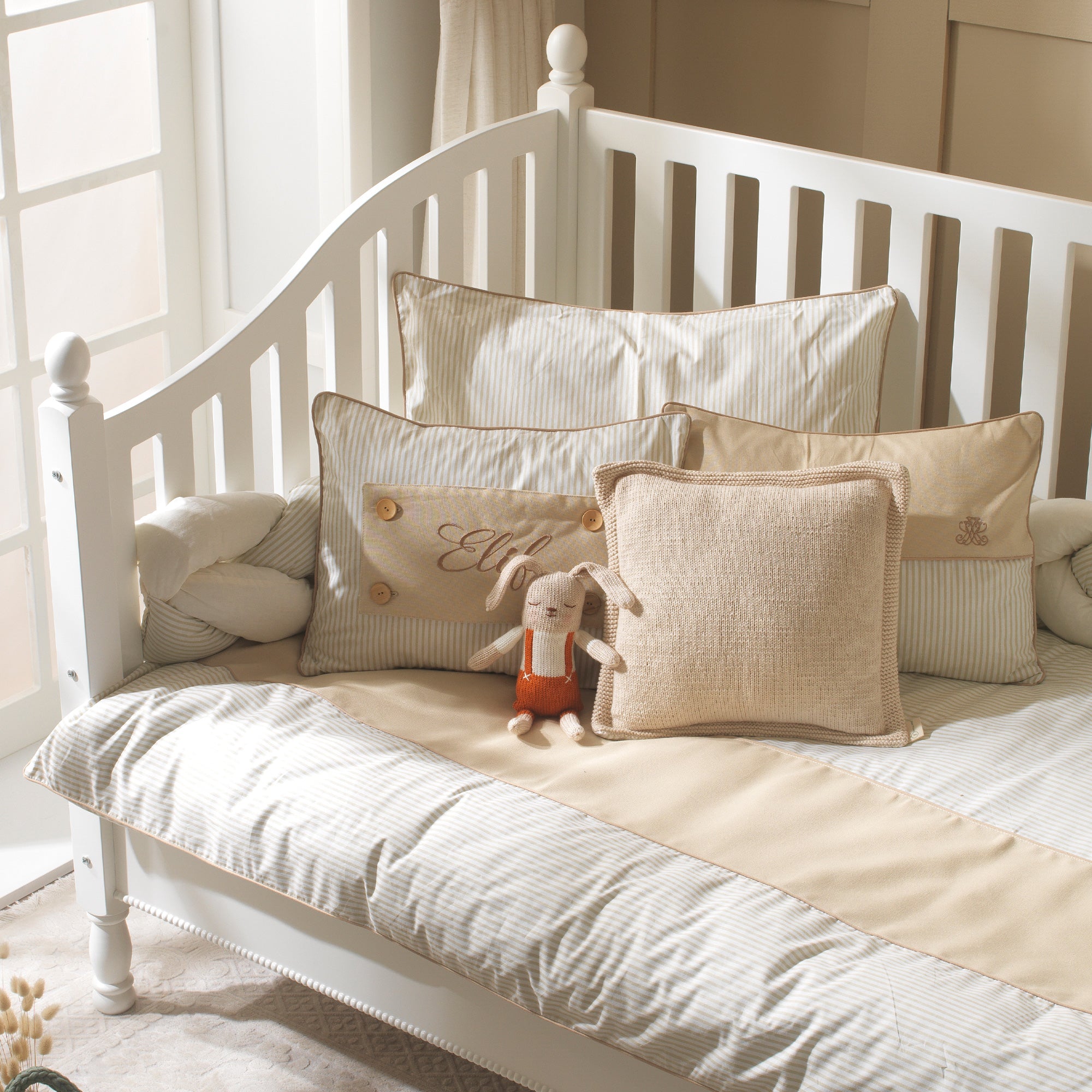 Harmony Montessori bebek yastığı Joyful Kids butik