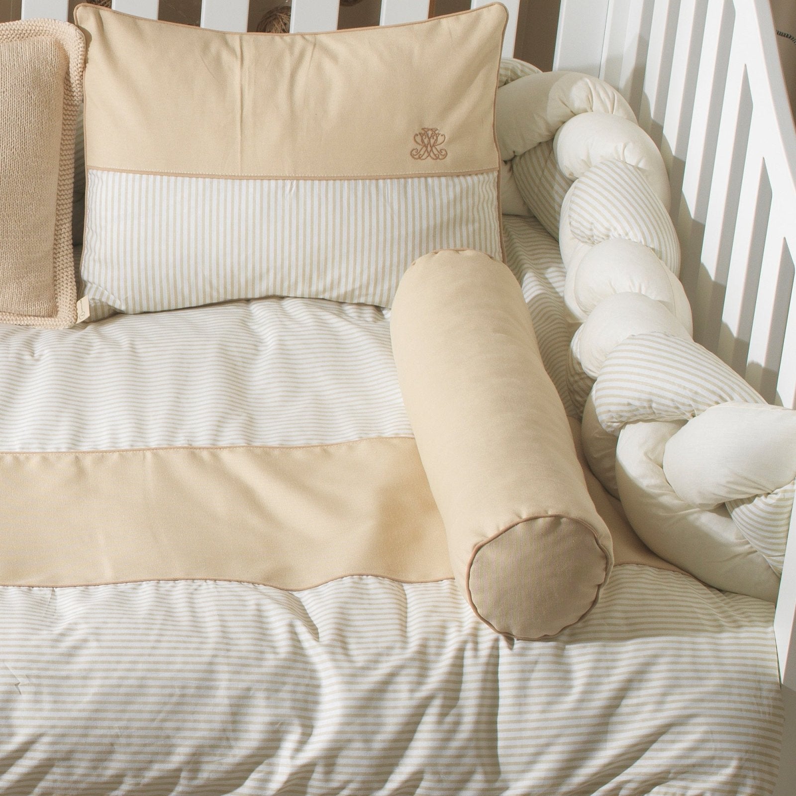 Harmony Silindir Yastık | Boutique Duck Kumaş 60x15 | Joyful Kids | Bebek Yastığı - Joyful Kids