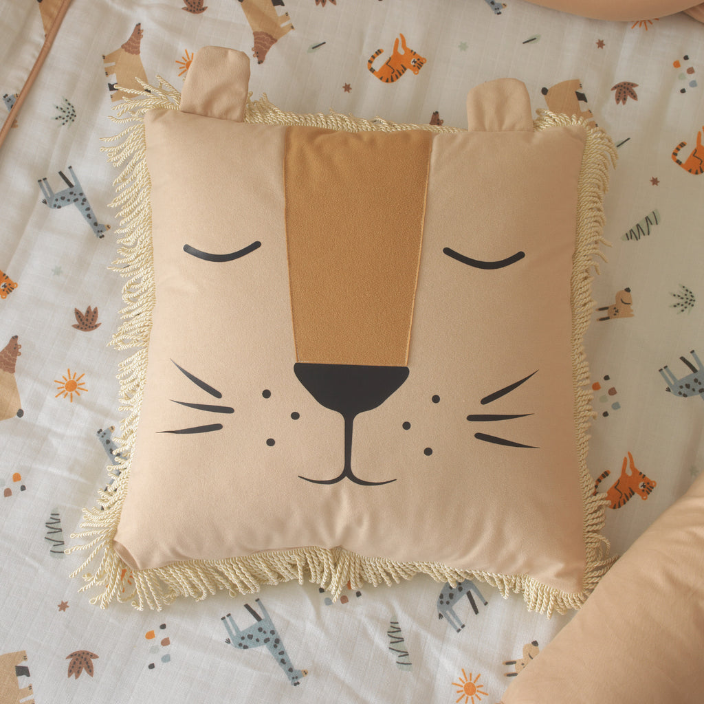 Antialerjik boncuk silikon dolgulu yumuşak aslan sarılma yastığı.