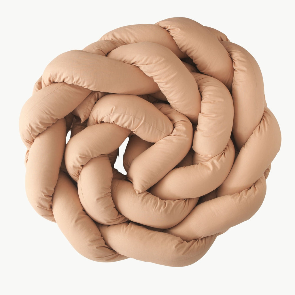 Cappucino renkli 3 sıra örgü bebek yatağı kenar koruma yastığı.