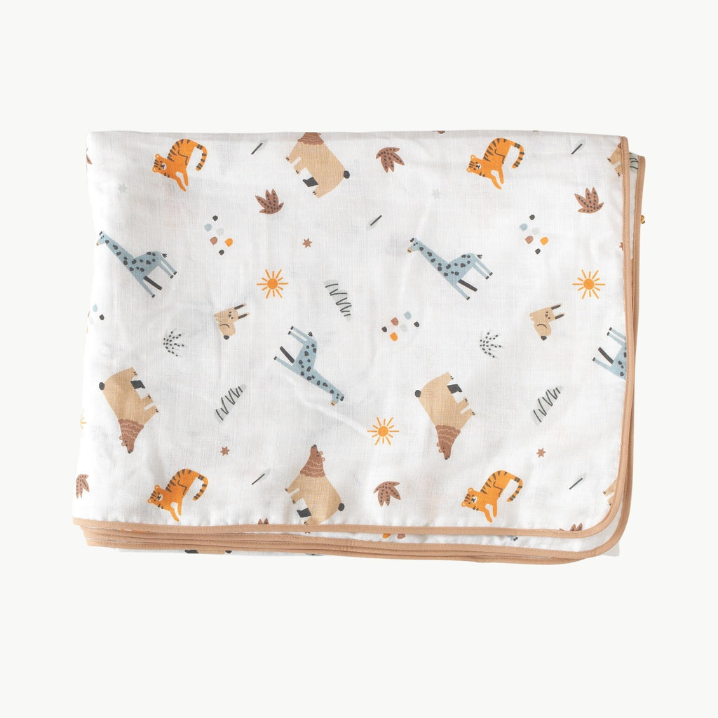 Safari hayvanları desenli kahverengi biyeli %100 pamuk müslin nevresim kılıfı.