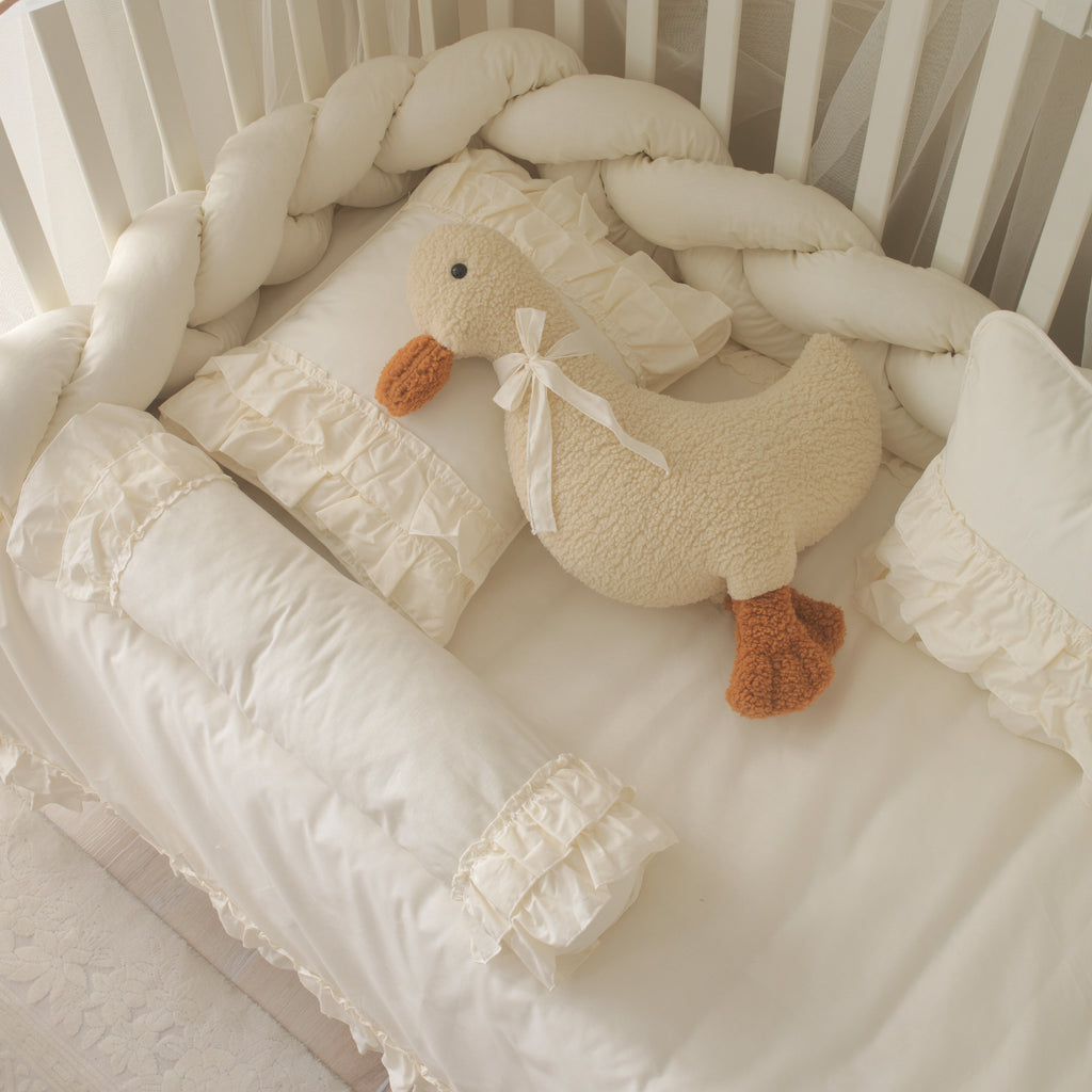  %100 pamuk krem kumaşın nefes alan doğal doku detay çekimi.