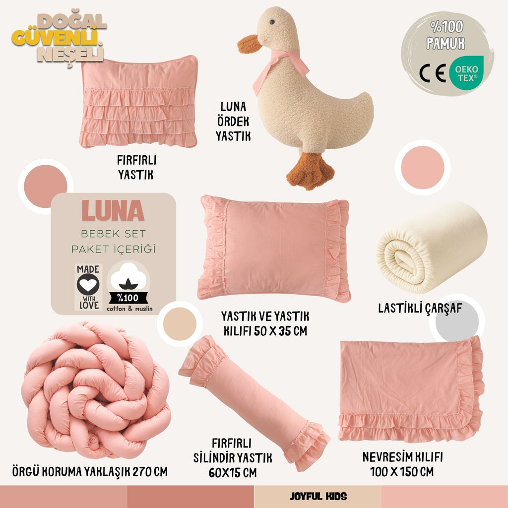 Pembe temalı bebek odaları için 9 parçalık tam uyku seti paket görünümü.