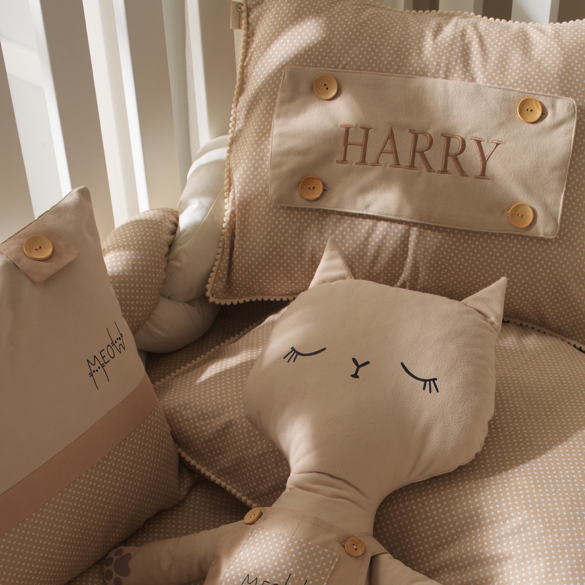 İsim bandanası tak çıkar kahve bebek odası dekorasyon