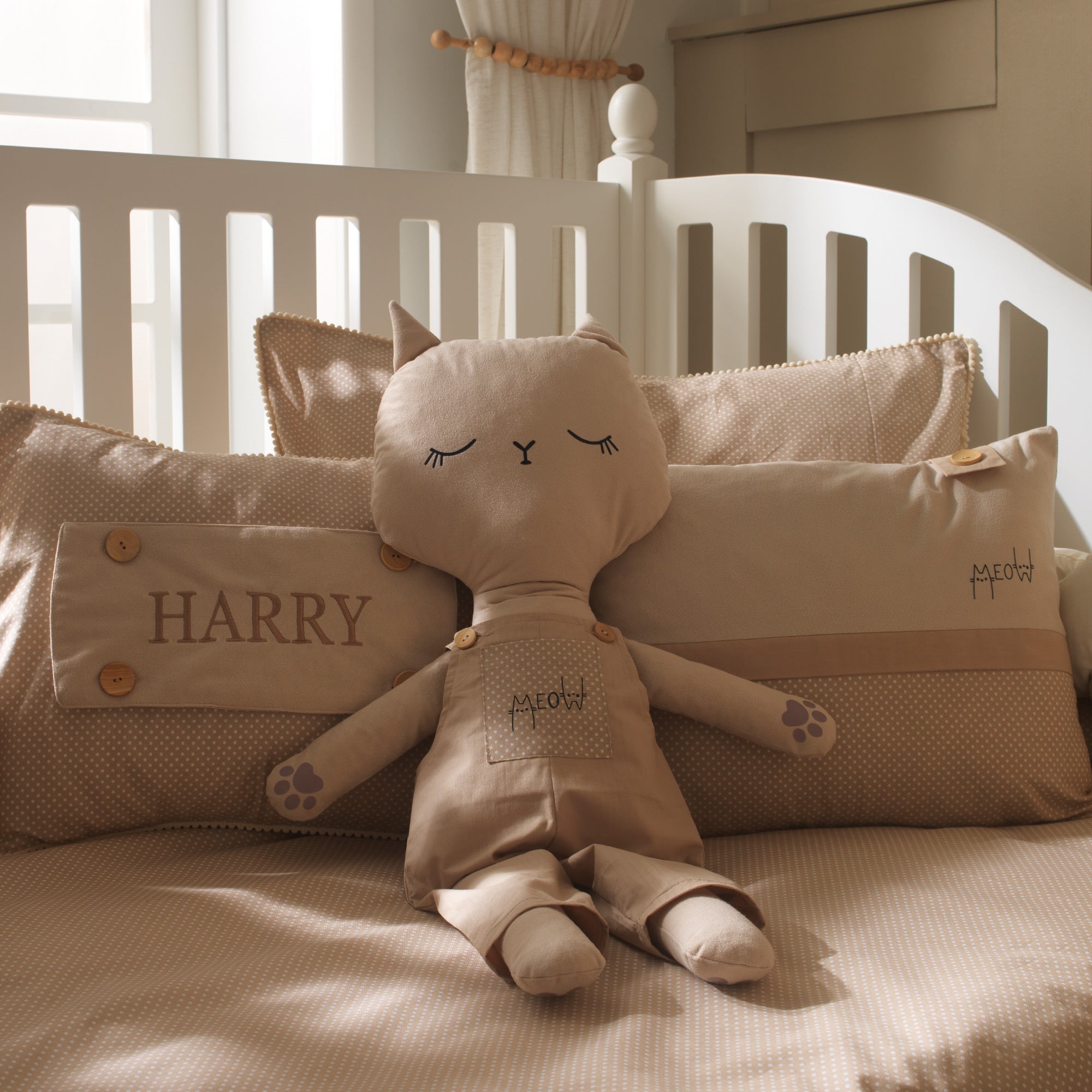 El nakışı isim yastığı unisex doğum hediyesi