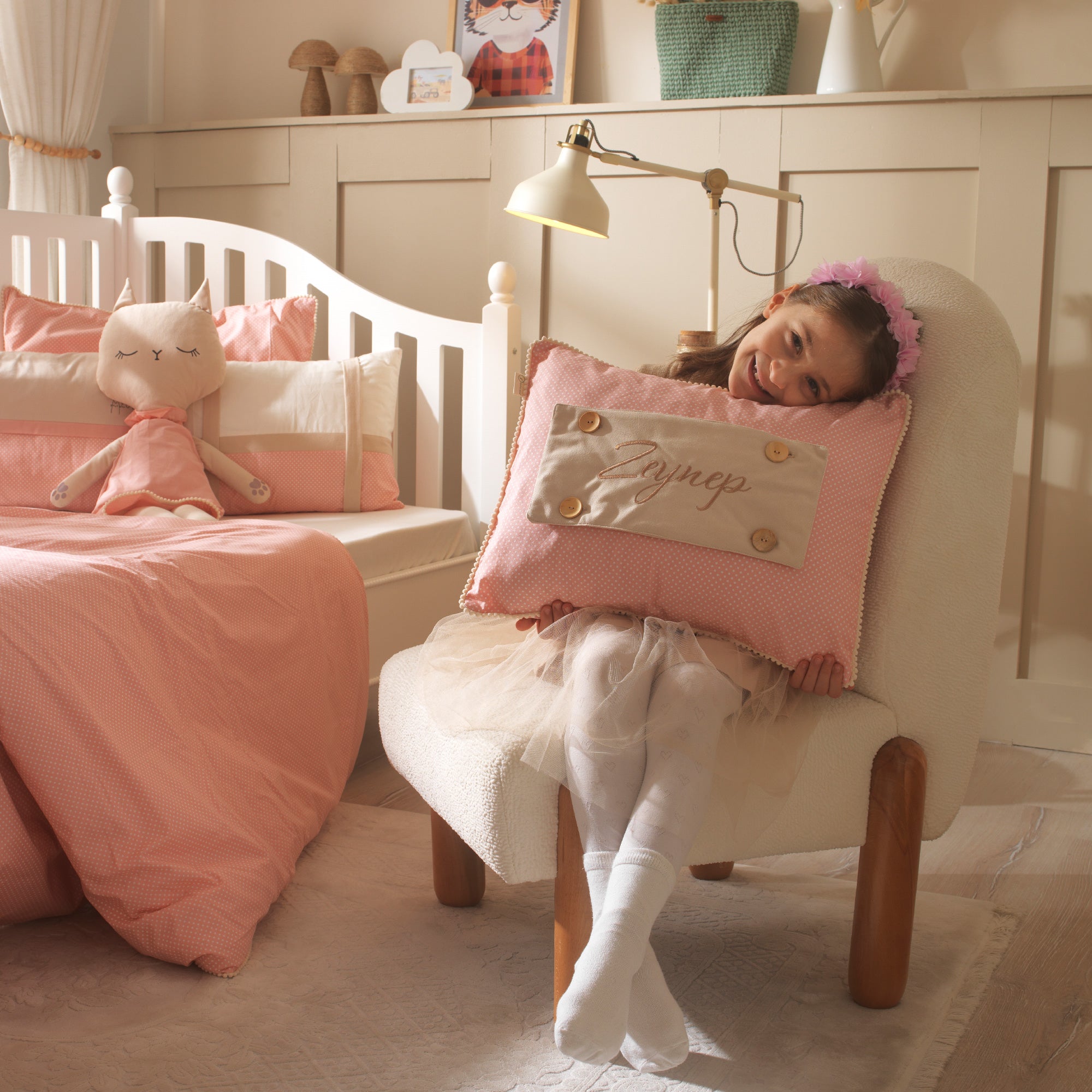 Kişiselleştirilmiş kız bebek yastığı misty pink koleksiyonu
