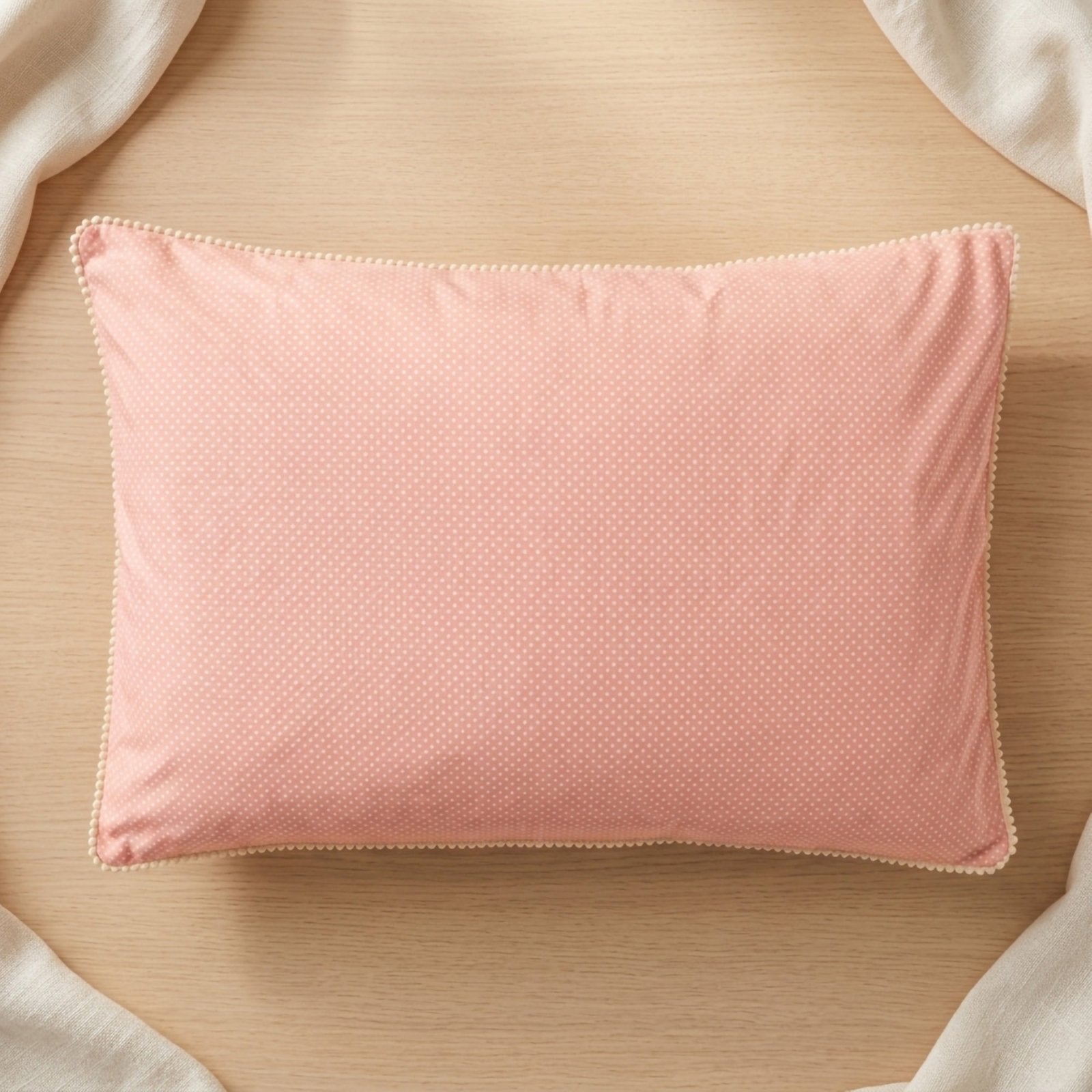 Misty Pink Baş Yastığı | Boutique Ponpon Detay 50x70 | Bebek Yastığı | Joyful Kids | Bebek Yastığı - Joyful Kids