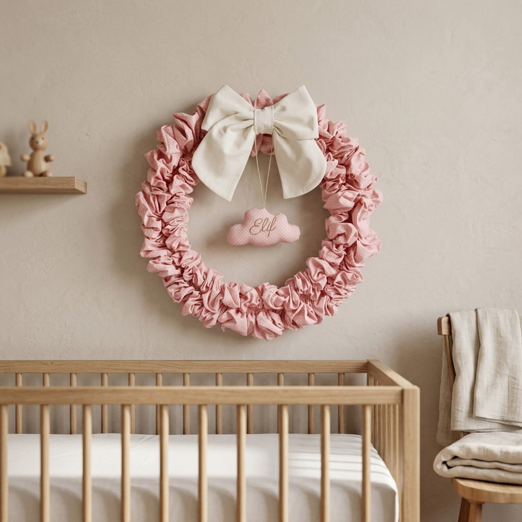 İsimli Bebek Kapı Süsü Çember – Pembe Puantiyeli | Joyful Kids
