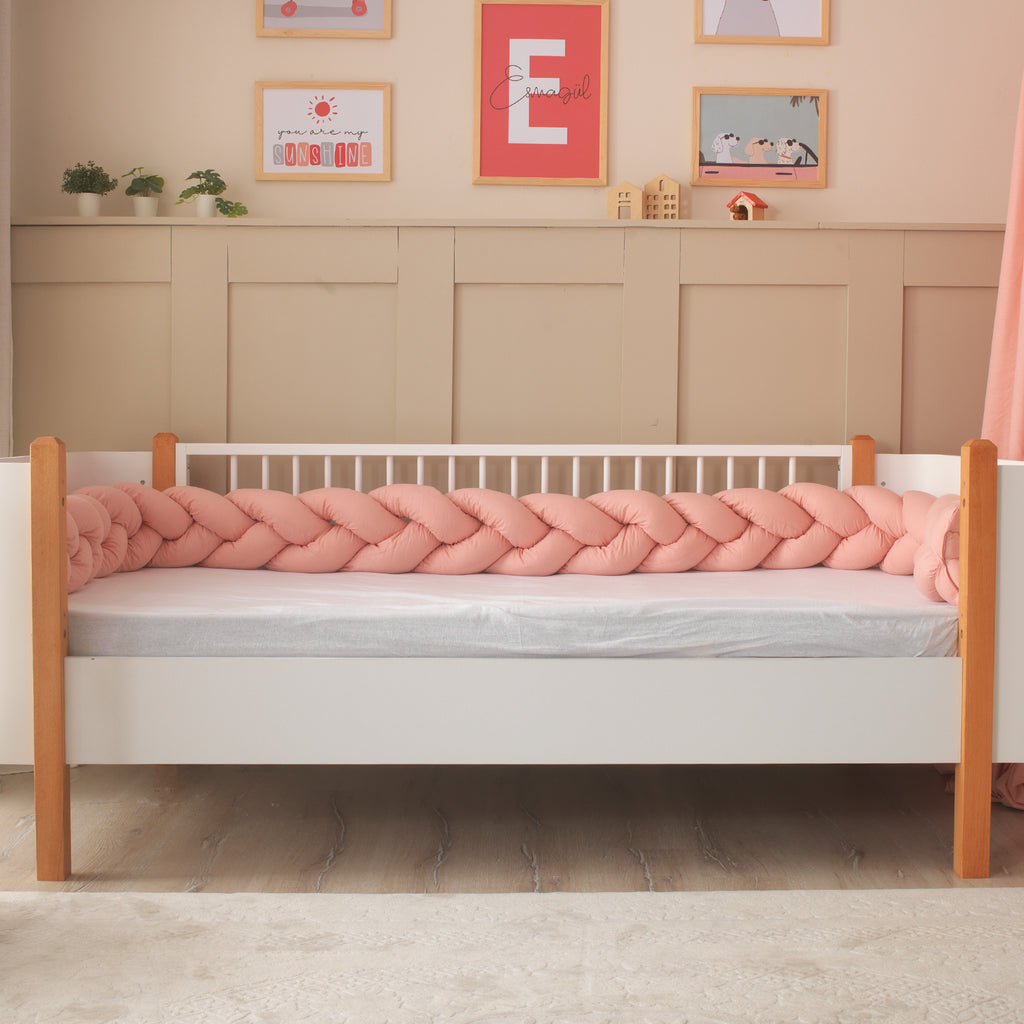 270 cm ve 360 cm seçenekli montessori yatak uyumlu pembe örgü koruma.