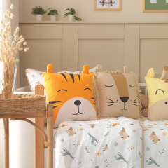 Jungle Safari Temalı %100 Pamuk Müslin Uyku Seti – Kaplan, Aslan, Zürafa Yastıklı, Bebek ve Çocuk Odası için